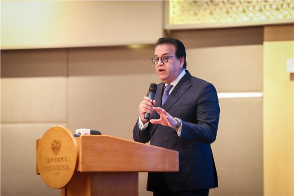 الدكتور خالد عبد الغفار، وزير الصحة والسكان
