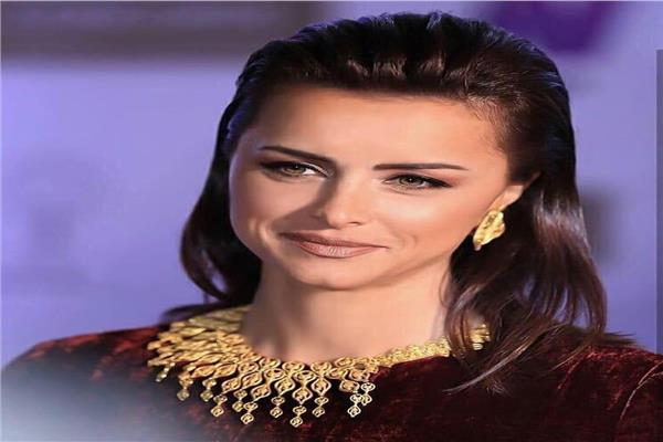  الفنانة اللبنانية نور