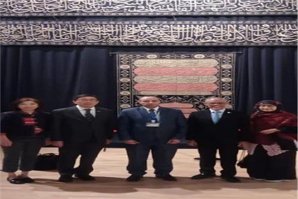 المتحف القومي للحضارة المصرية يستقبل وفدًا من جمهورية سنغافورة