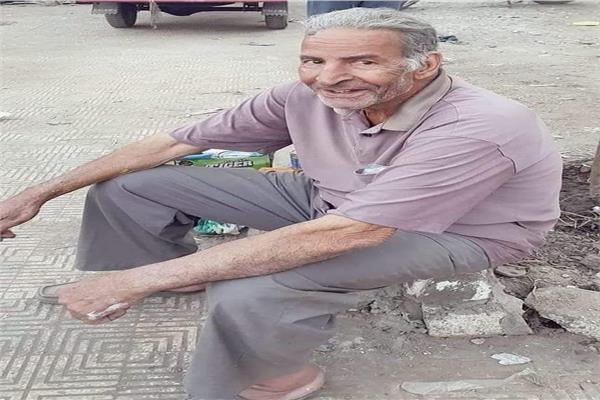 الدكتور حسن عبد الرحمن بكر " طبيب الغلابة"