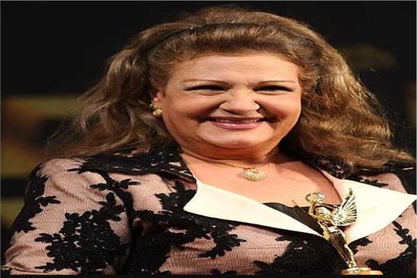 الفنانة ميمي جمال
