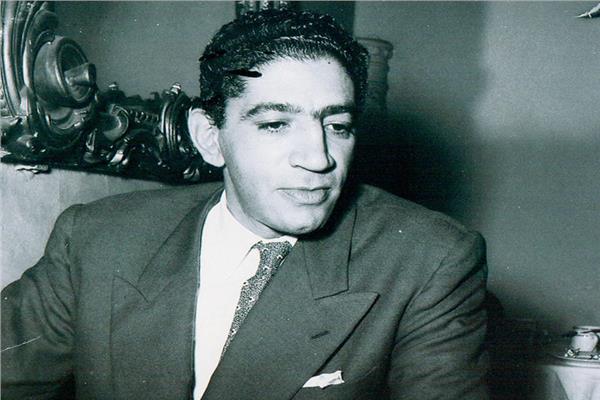  نعمان عاشور 