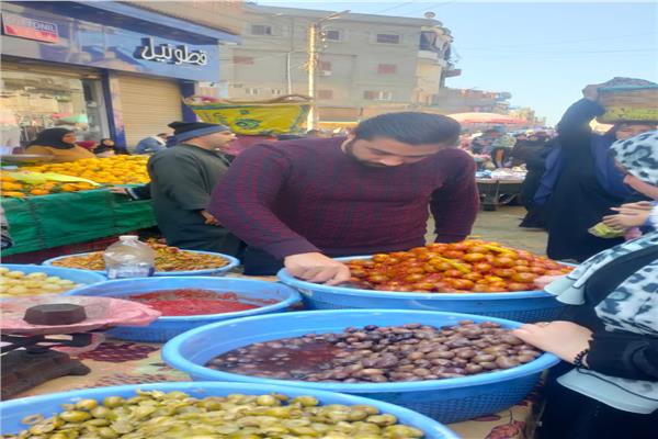 إعدام نصف طن أغذية فاسدة بالشرقية