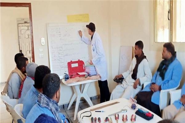 تدريب شباب قرى "حياة كريمة" بمحافظة قنا