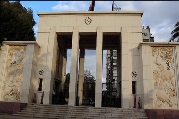 البوابات الأثرية بحديقة الحيوان 