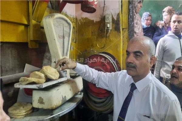 حملة على مخابز الرغيف البلدي والسياحي والأفرنجي ومخازن السلع الغذائية بالدقي