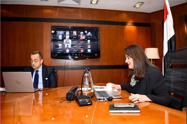 وزيرة الهجرة