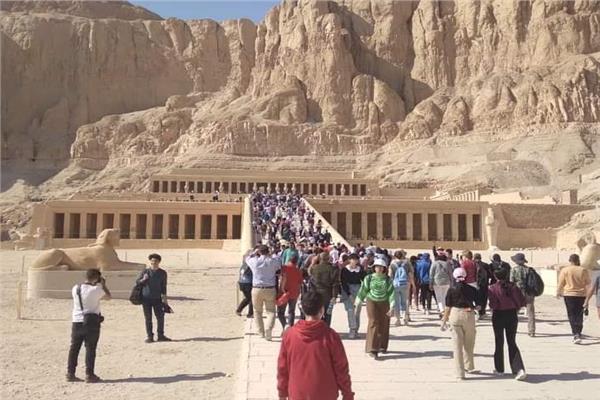 الرحلات الشتوية والأفواج السياحية