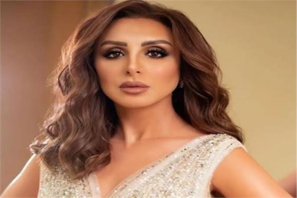 الفنانة أنغام