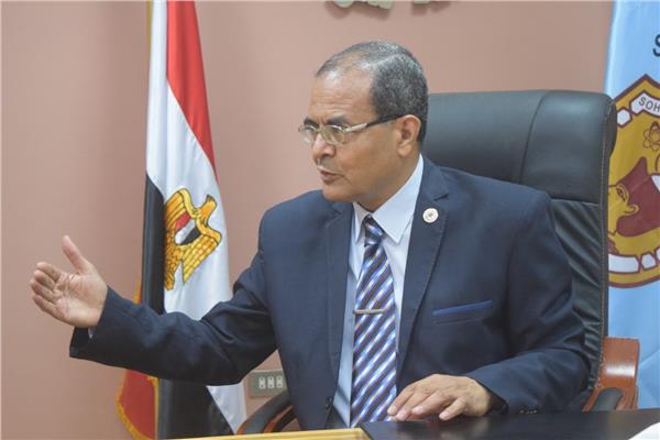 الدكتور مصطفى عبد الخالق، رئيس جامعة سوهاج