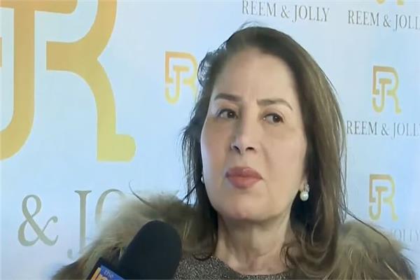 الفنانة بوسي