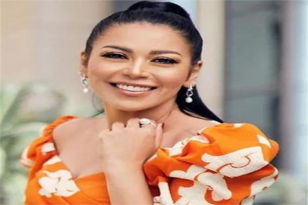 الفنانة لقاء الخميسى