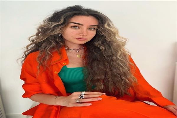 الفنانة هنا الزاهد