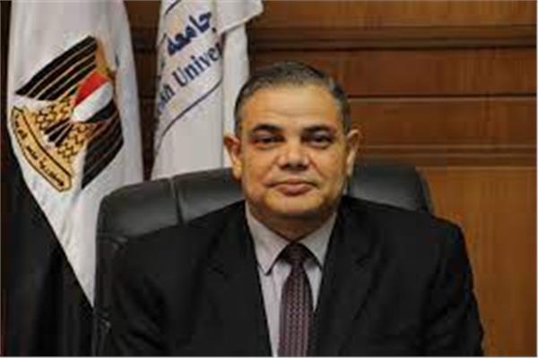 د.عبد الرازق الدسوقى
