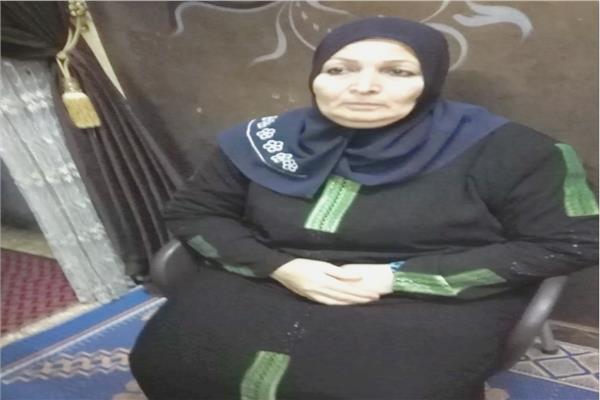 الحاجة عزيزة