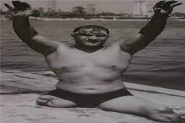 مصطفى خليل
