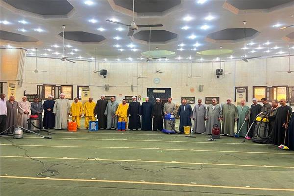 حملات نظافة بمساجد الجيزة