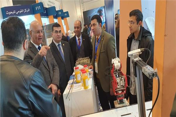 أثناء افتتاح معرض القاهرة الدولي السابع للابتكار