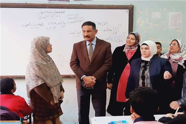 أشرف سلومة وكيل وزارة التربية والتعليم بالجيزة