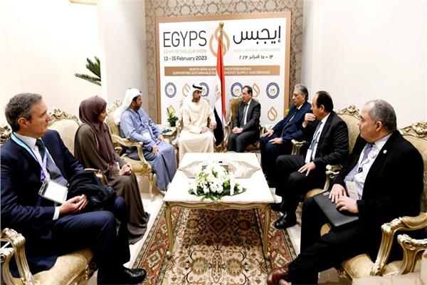 جانب من  لقاء وزير البترول  مع شركة مبادلة الإماراتية 