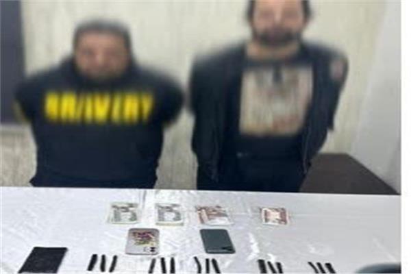 المتهمين