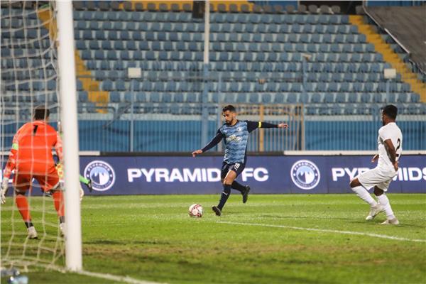 صورة من مباراة بيراميدز وإنبي في الدوري