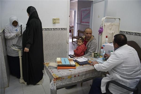 توقيع الكشف الطبي على المواطنين