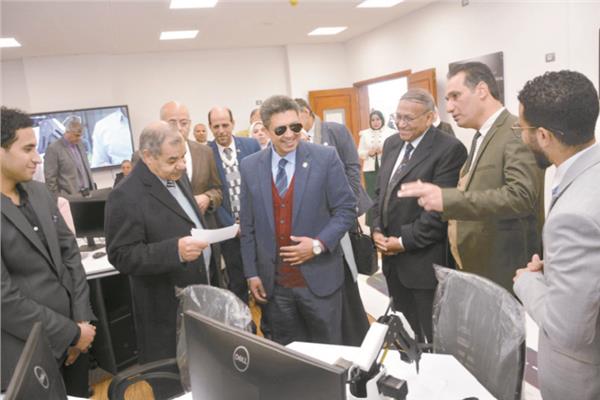 لجنة قطاع كليات الحاسبات بالمجلس الأعلى للجامعات عند زيارتها لجامعة دمياط