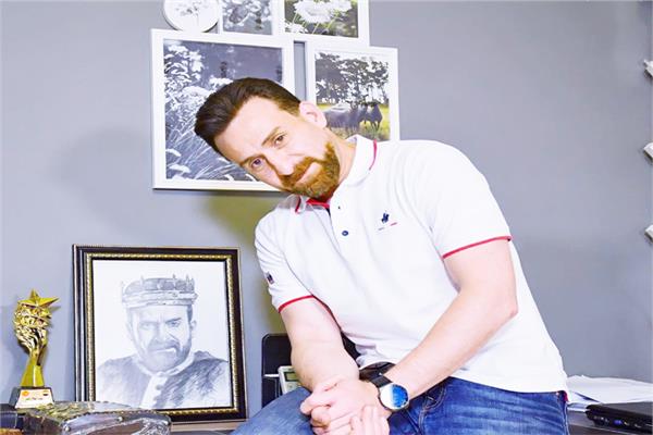 نضال الشافعى