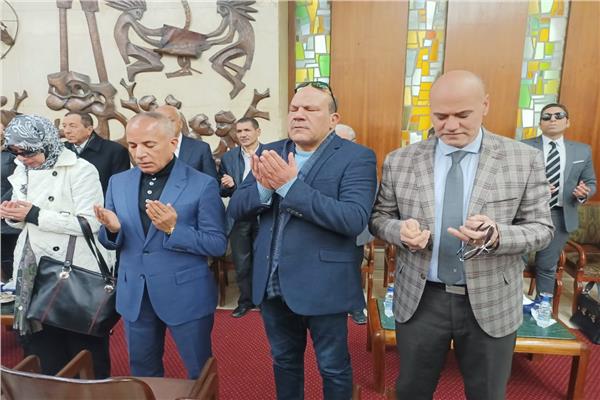 خالد ميري وأحمد موسى في جنازة الراحل مرسي عطا الله