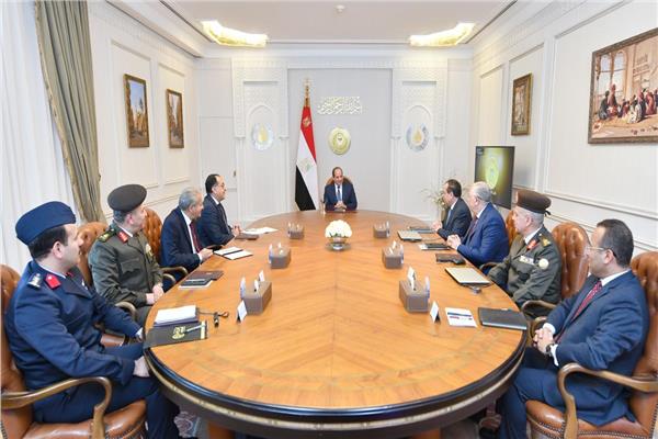 الرئيس عبد الفتاح السيسي خلال الاجتماع