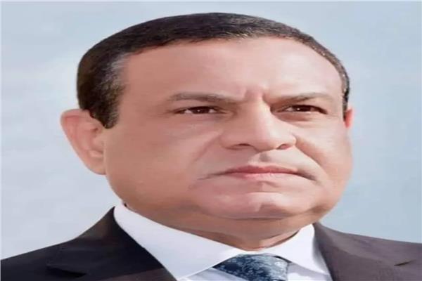 اللواء هشام آمنة وزير التنمية المحلية 