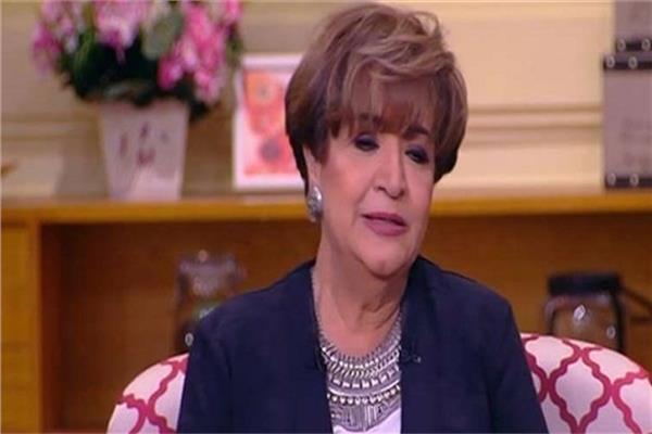 سناء منصور تشيد بـ سينما الشعب