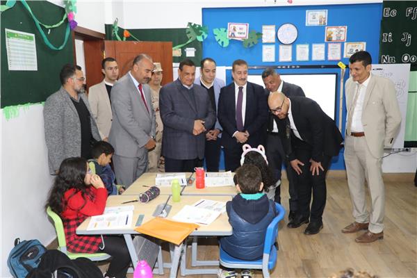 وزير التنمية المحلية ومحافظ المنوفية يتفقدان  المدرسة الدولية بشبين الكوم