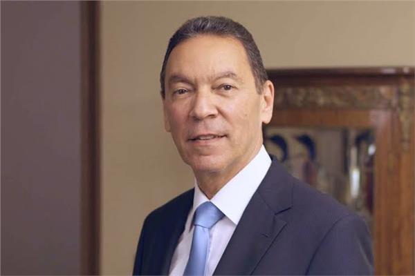 الدكتور هاني الناظر أستاذ الأمراض الجلدية