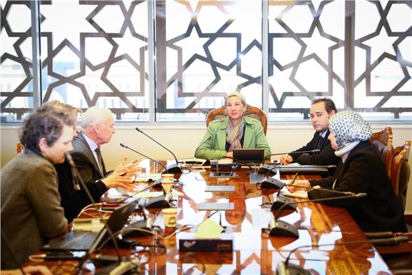 وزيرة البيئة تلتقى مع بعثة البنك الدولي