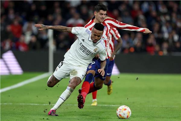 ريال مدريد وأتلتيكو في الدوري الإسباني