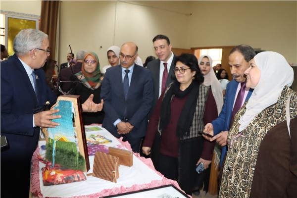 نائبا رئيس جامعة المنوفية يشهدان فعاليات أسبوع  خدمة المجتمع