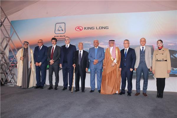 افتتاح مصنع لإنتاج الحافلات بالسويس