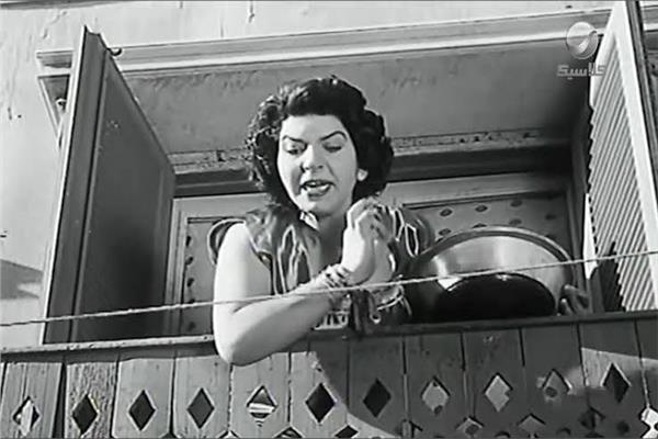 الفنانة زينات صدقى