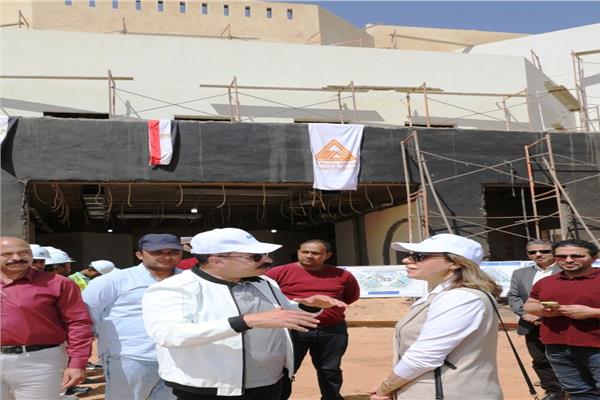 وزيرة الثقافة ومحافظ أسوان