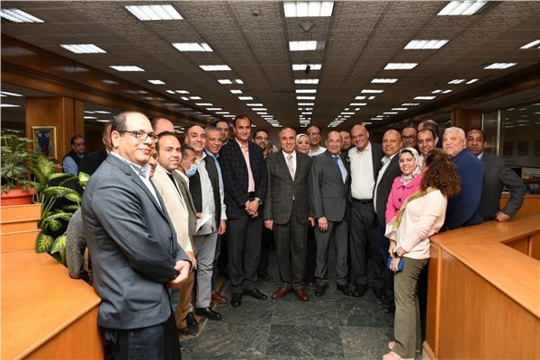 خالد ميري داخل مؤسسة الأهرام