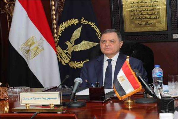 اللواء محمود توفيق وزير الداخلية