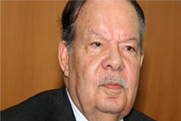 احمد فتحي سرور