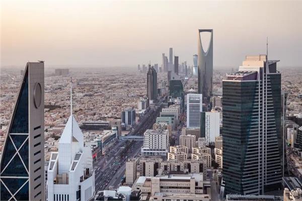دولة عربية تدرس تمديد الإجازة الأسبوعية