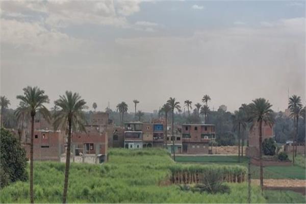 أمطار خفيفة في قنا