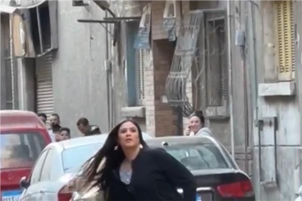 ياسمين عبد العزيز
