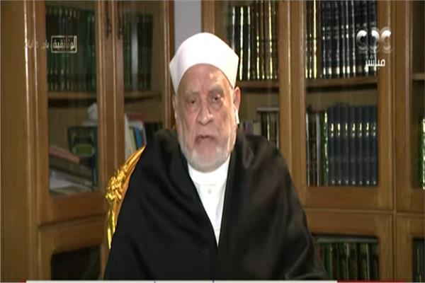  الدكتور أحمد عمر هاشم