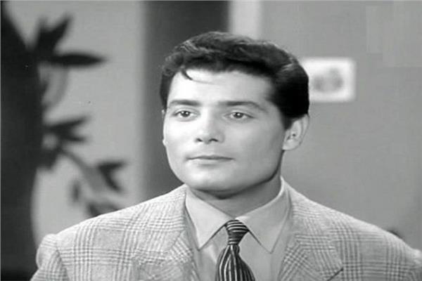 شكري سرحان 