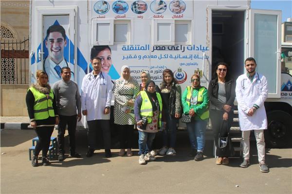 المشاركون في القافلة التنموية